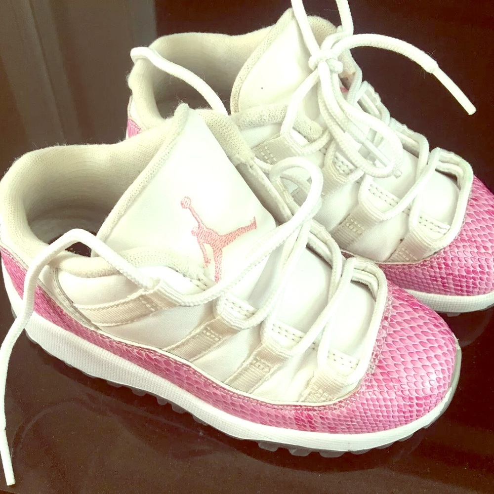 Authentic Air Jordan 11, Pink snakeskins